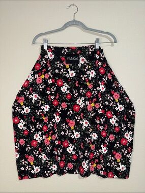Milk‎ Snob 5-in-1 Nursing Cover / Car Seat / Stroller / Shopping Cart Cover